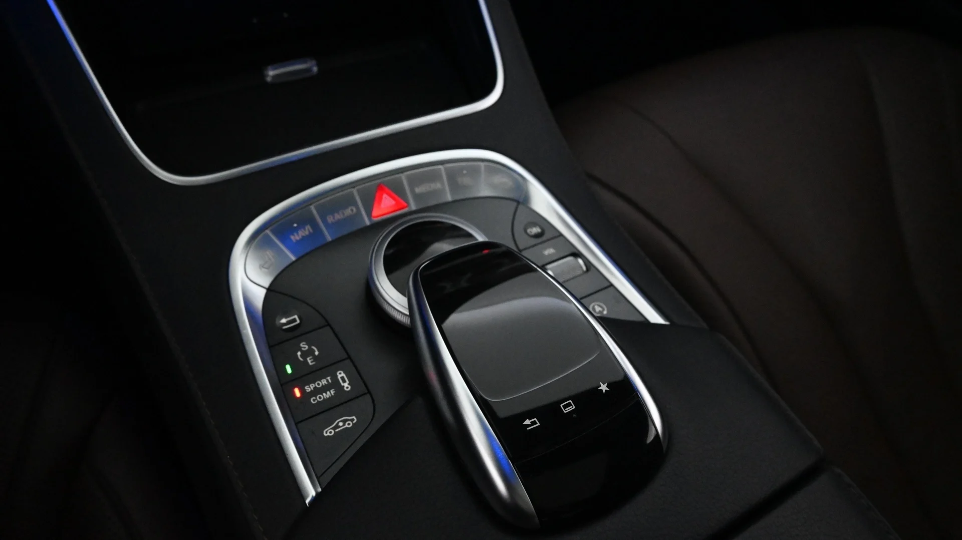Car Image - 2GkUFmKD7mCHr6VaM15SOM