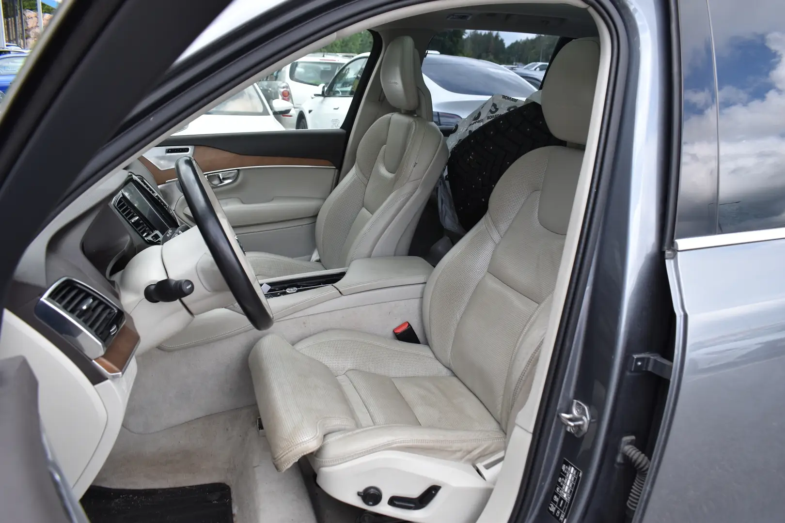 Car Image - 1fhodTMdITHVbqtBRplr4S