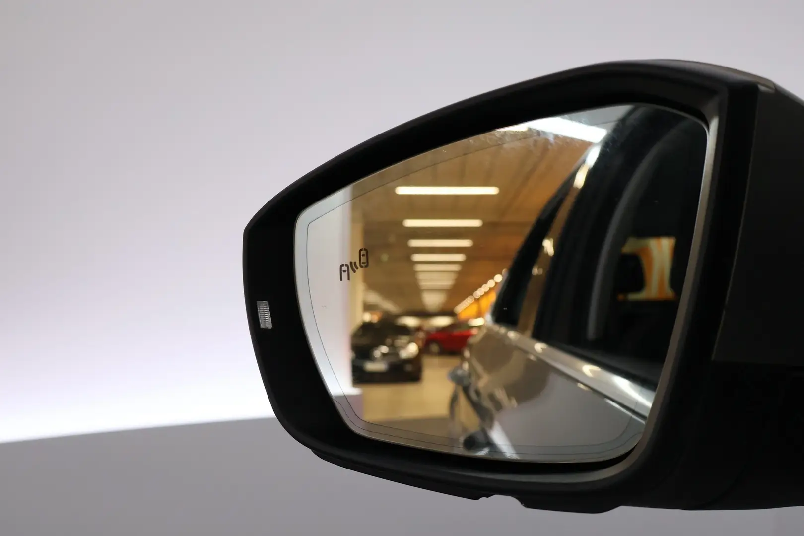 Car Image - 5mIcANjFRvkAQ6k2ychofB