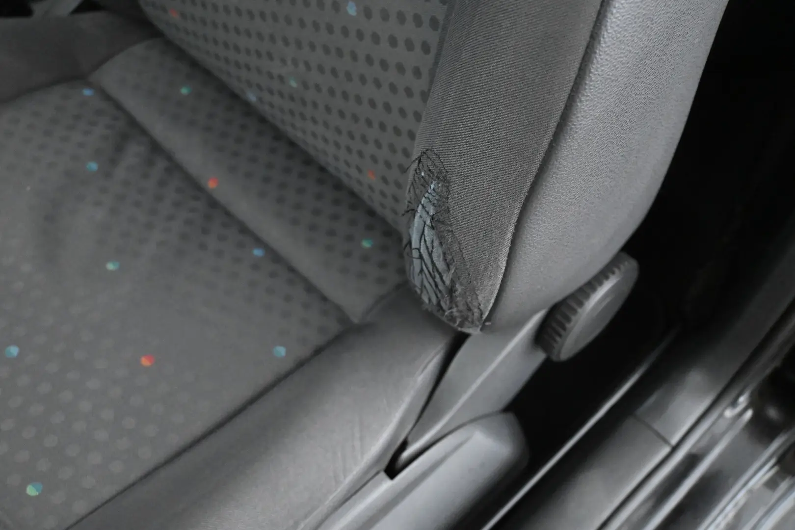 Car Image - 5aeo0Sh6CXtKfhrSkGbOzJ