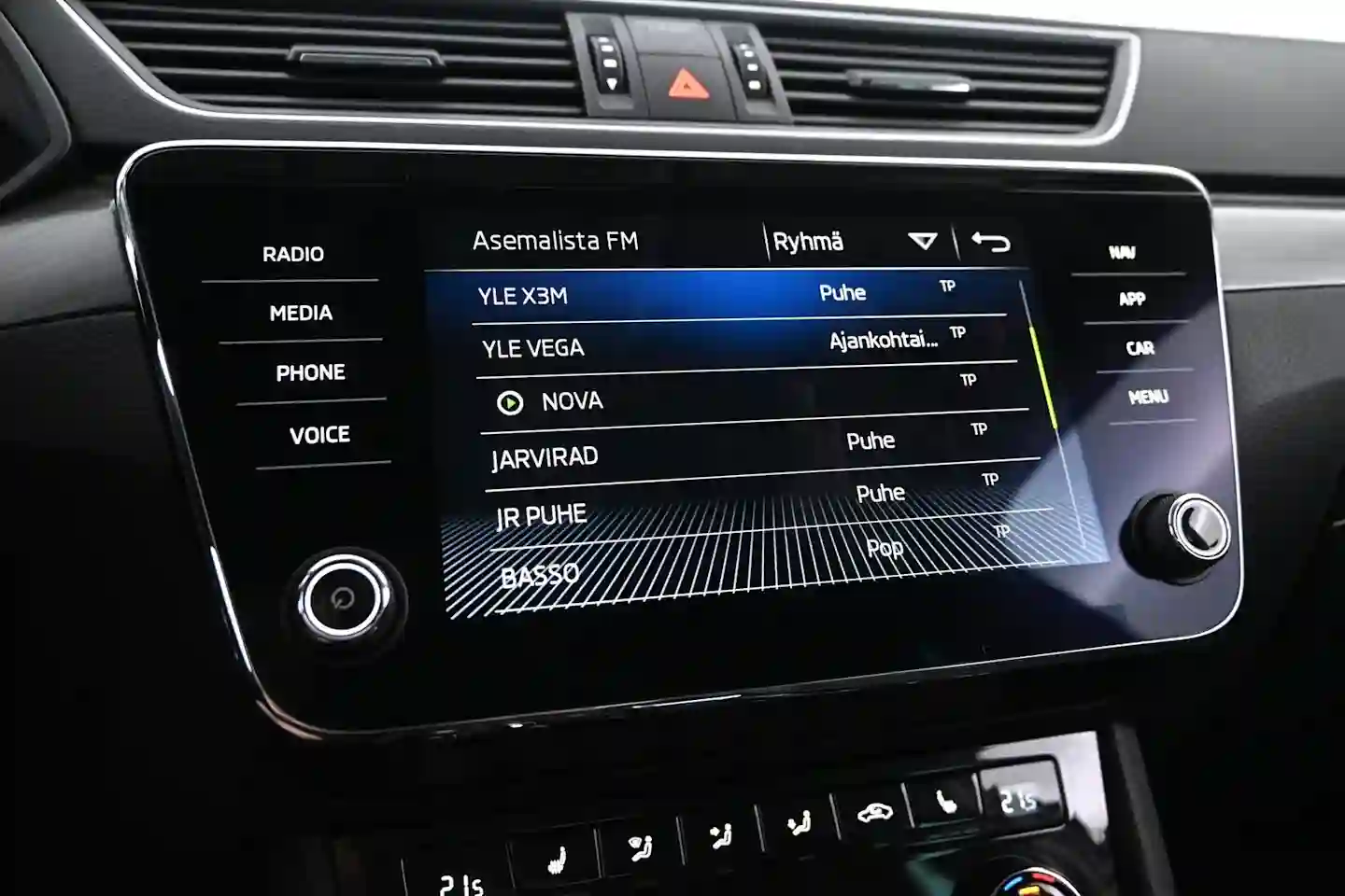 Car Image - 6ZrFRFYFGNBPKJ3rYwrZNL