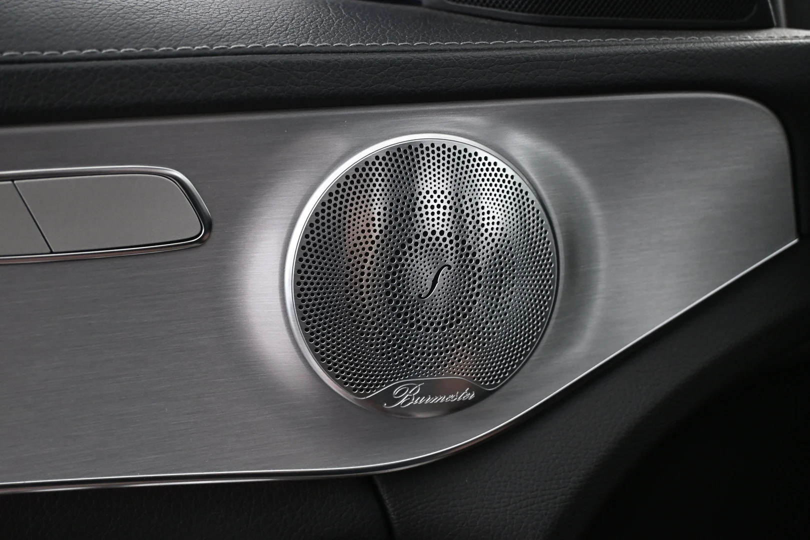 Car Image - 5HWaEEMt73Q8hKn6KHyQA0