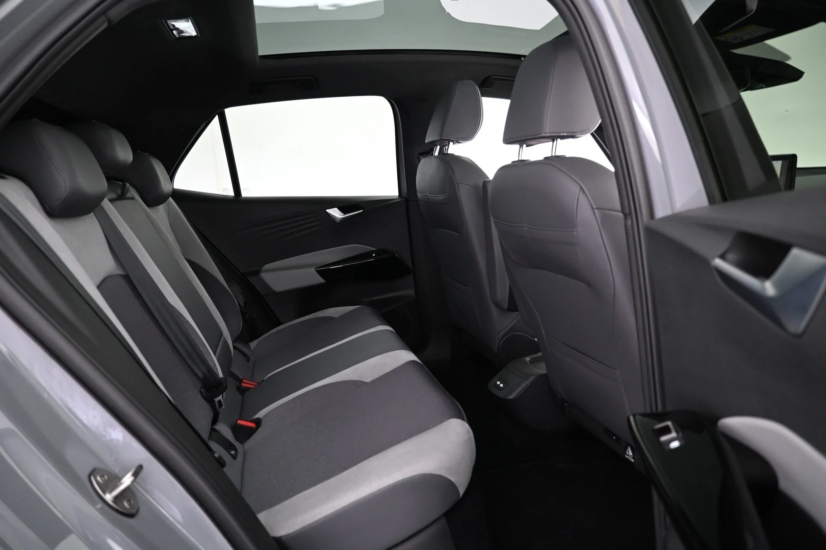 Car Image - 6zvbcFiruZOYSrPxVvwNuF