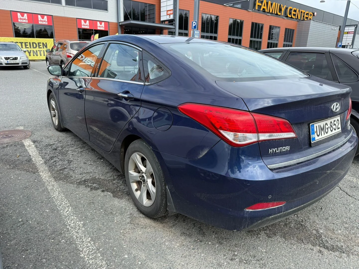 Car Image - 3YkIHlTacg7C36TQV4vuxd