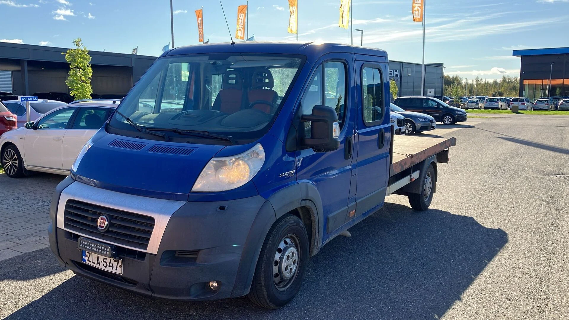 Car Image - 1lEXzDpvd7H6UgUeTTKriL