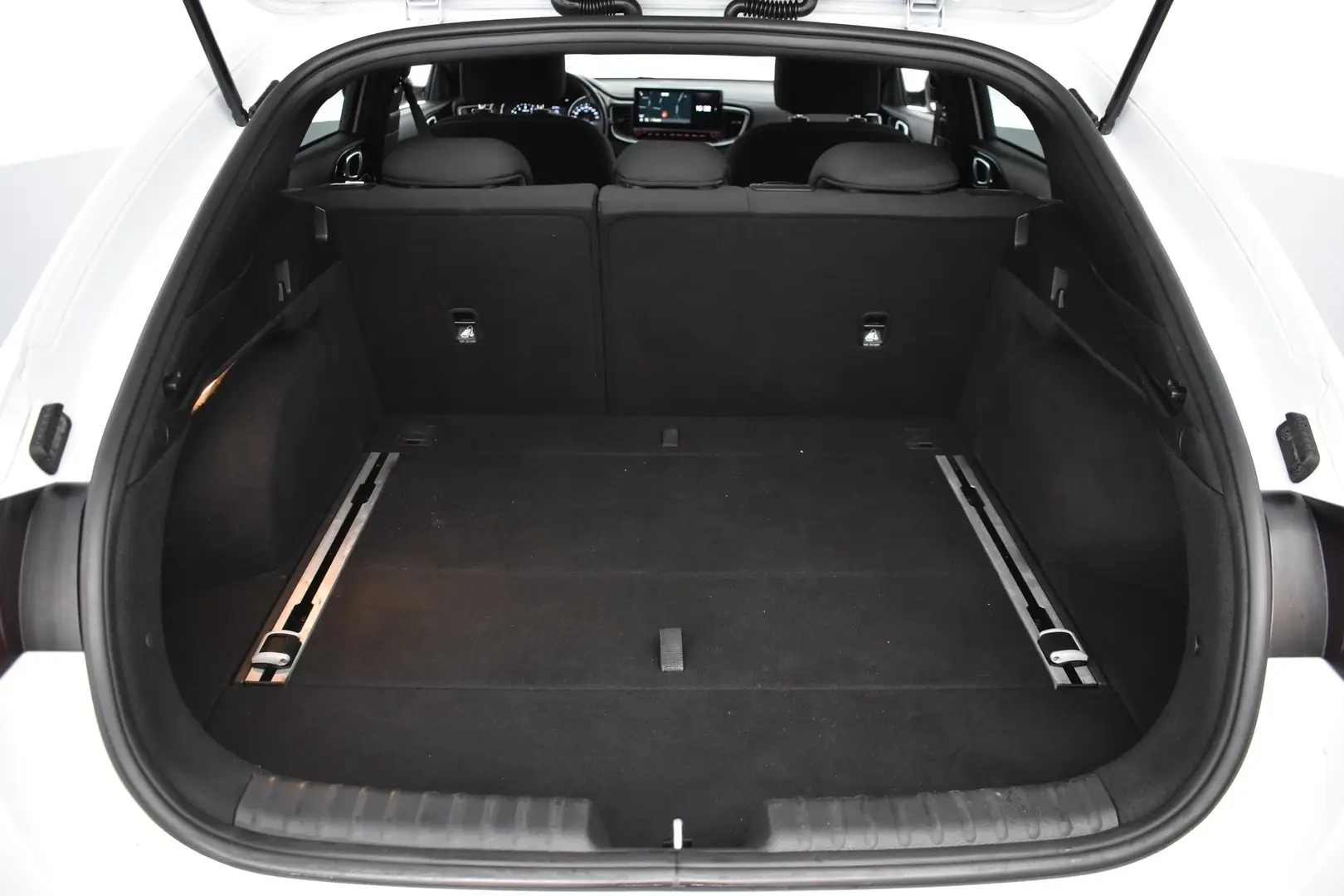 Car Image - 1NjVddsVdvfwiN3dbEWztP