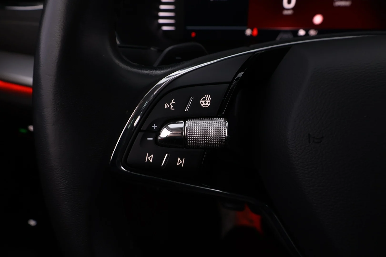 Car Image - 5puFAUe6ec9mWkunHMxYsG