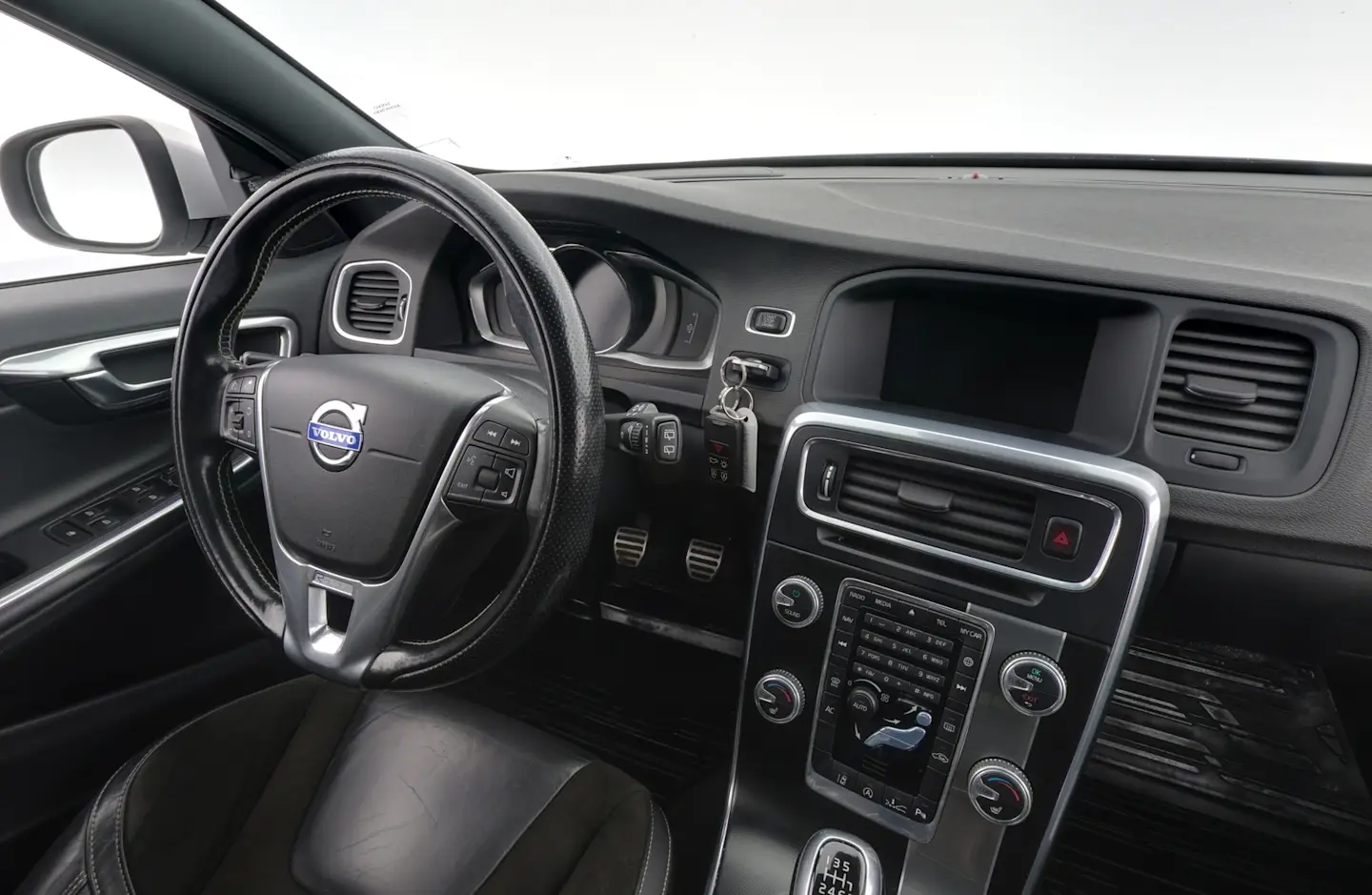 Car Image - 3n5K5kkTp9uM9Tl0EfrkWE