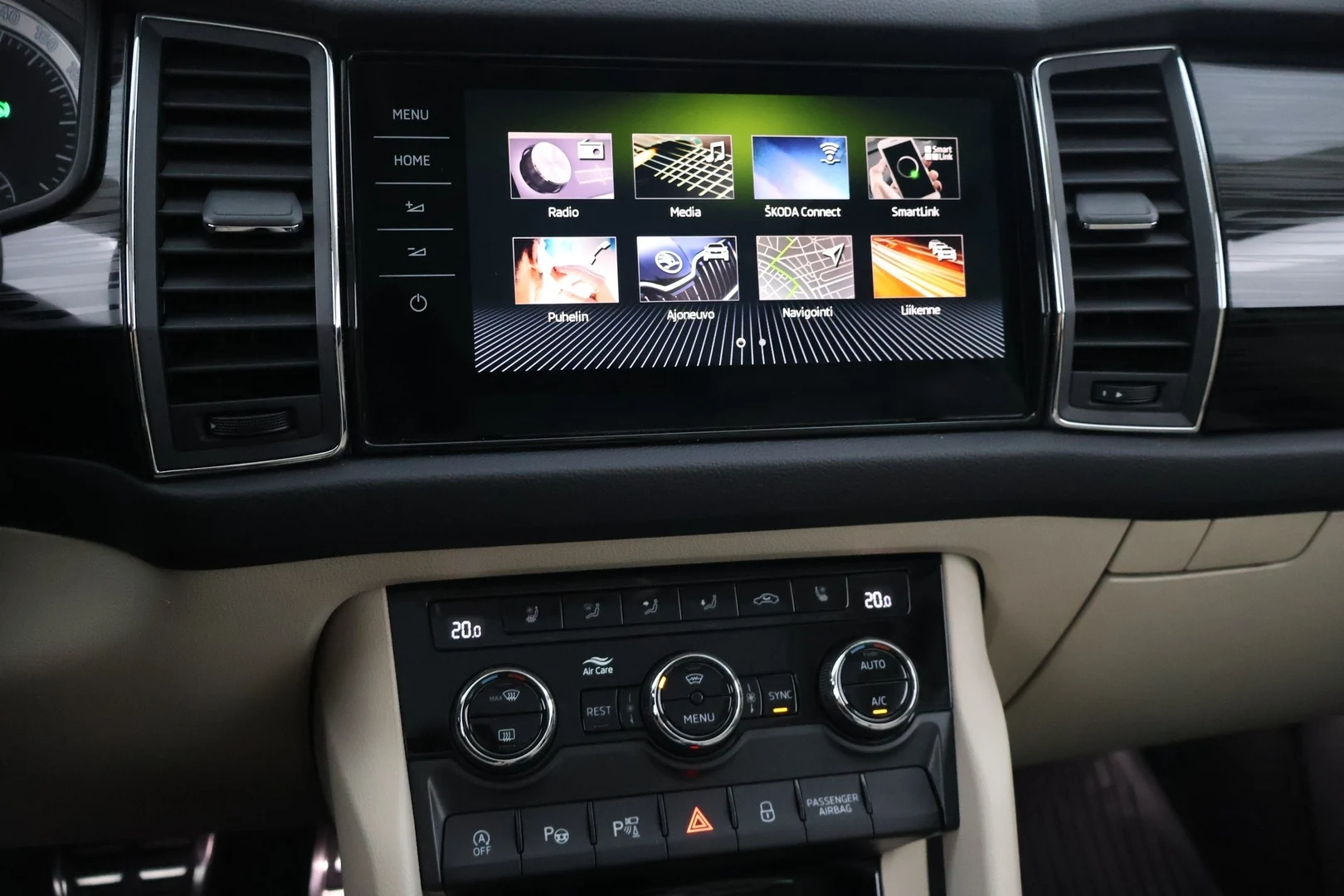 Car Image - 38jwPG4WIT9iSGSs9ddyEW