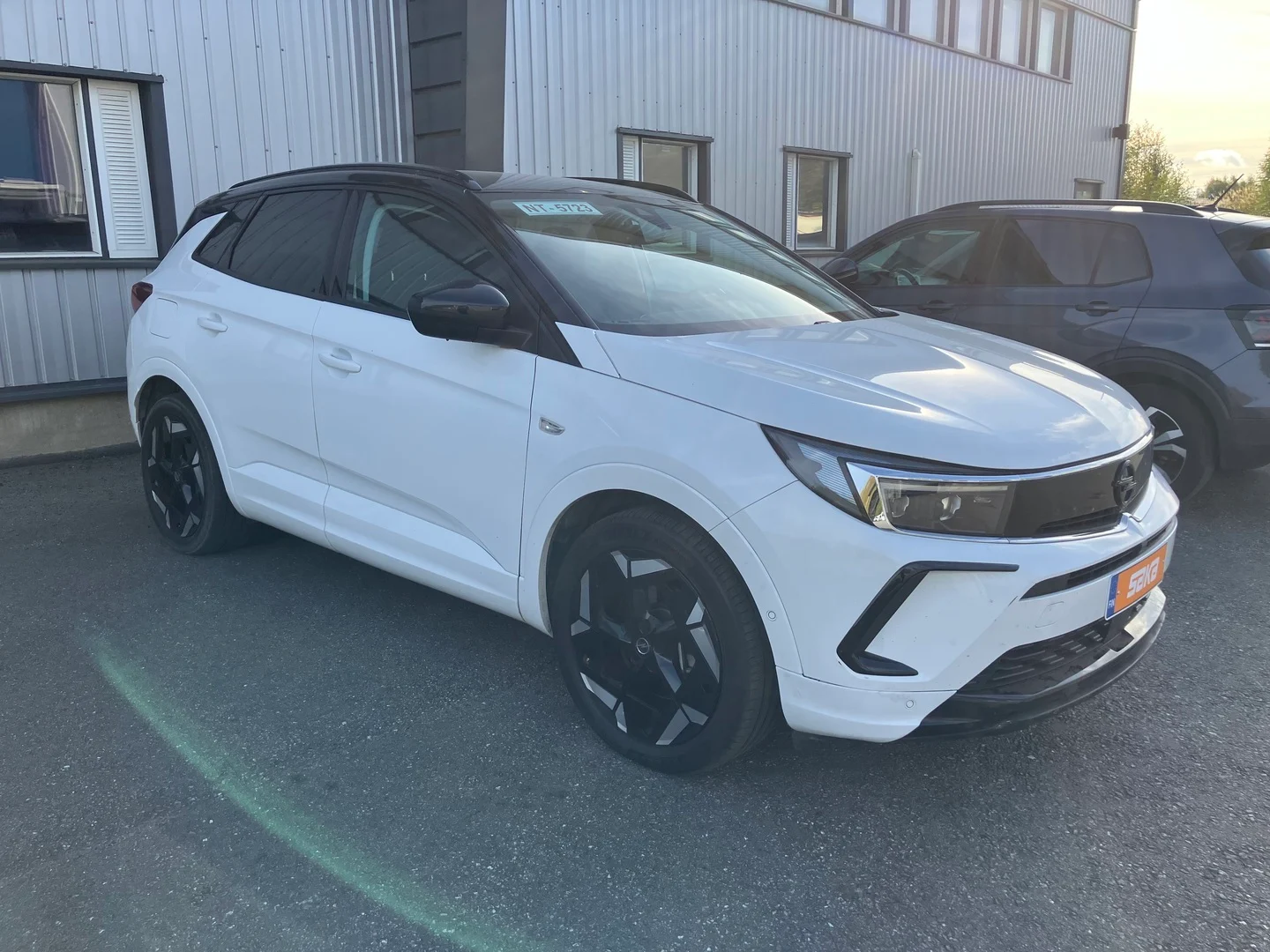 Car Image - 2Npzwx90UiUy3pnL7wVTV