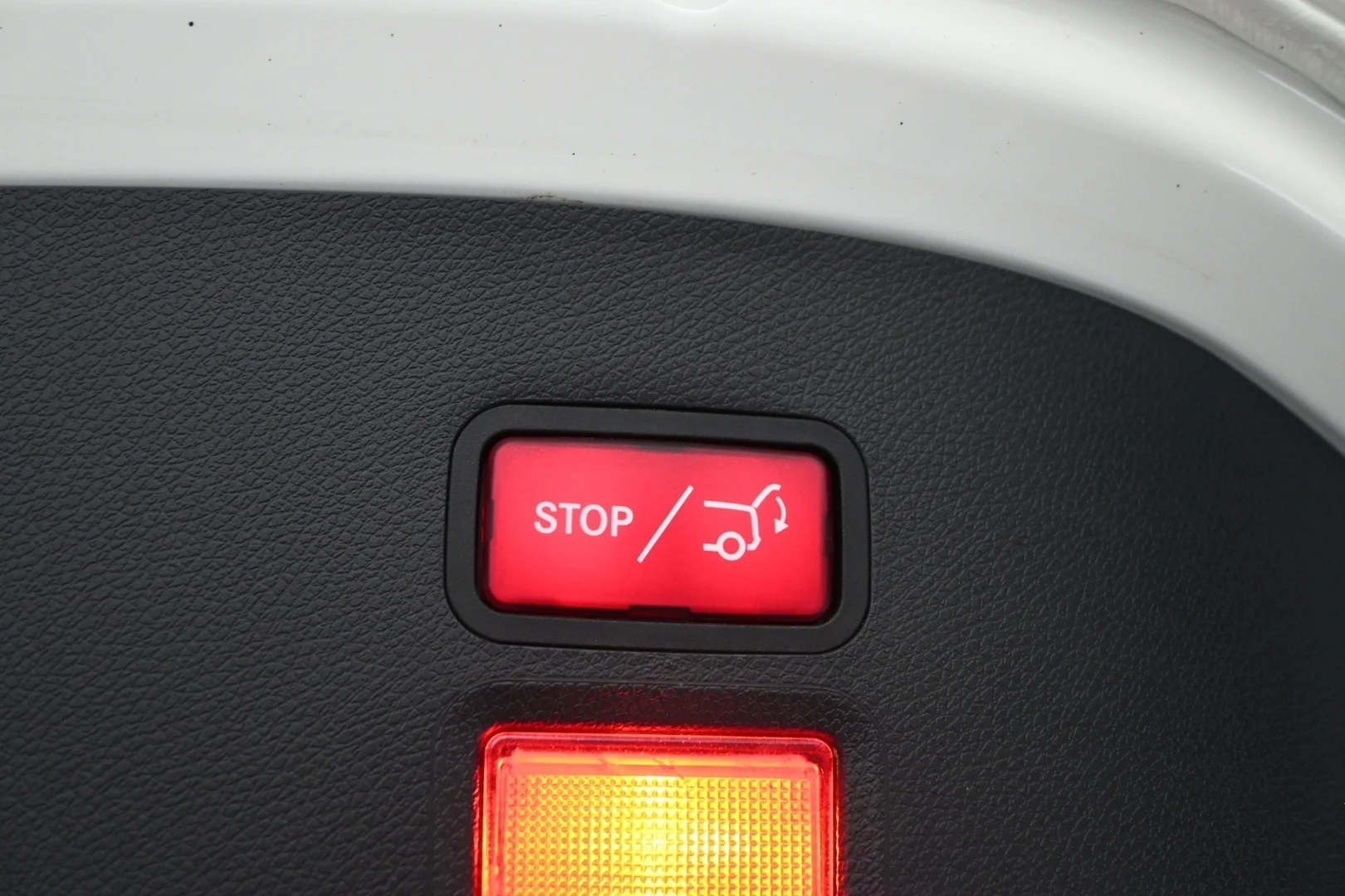 Car Image - 0d0X5v9xQsOZJfiD50Pxg