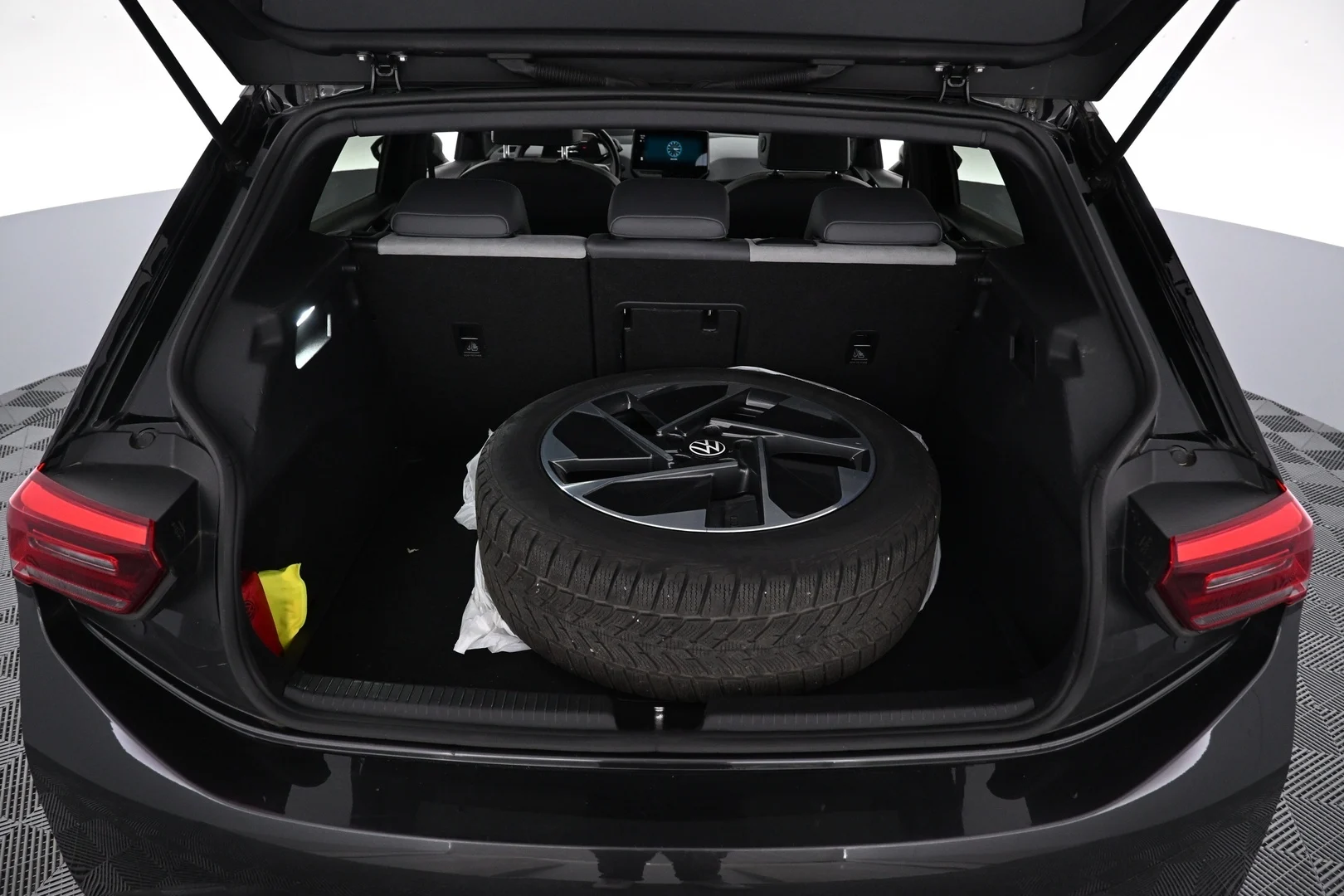 Car Image - 3BFAm4BCKkBBnWcegxoqaK