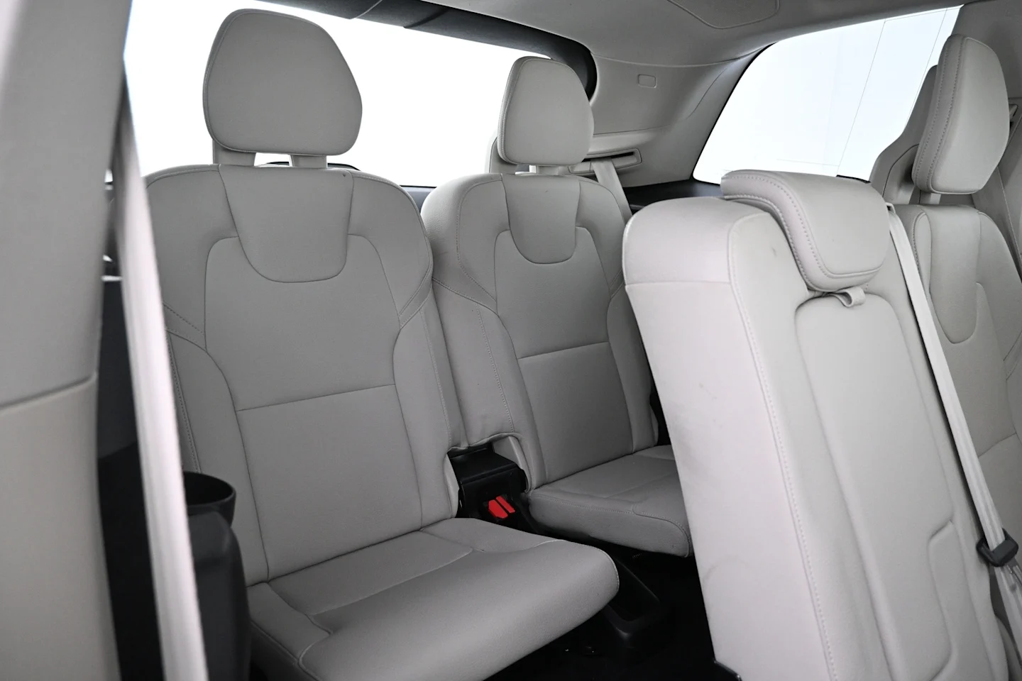 Car Image - 5JlvR56cpBzM5cDSRKoZrt
