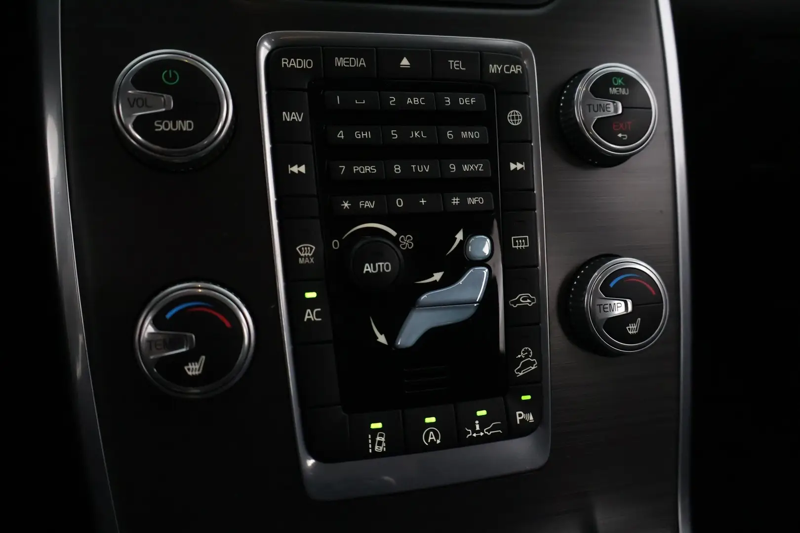 Car Image - 6CRqyIO06ZDgjglBHBUc2g