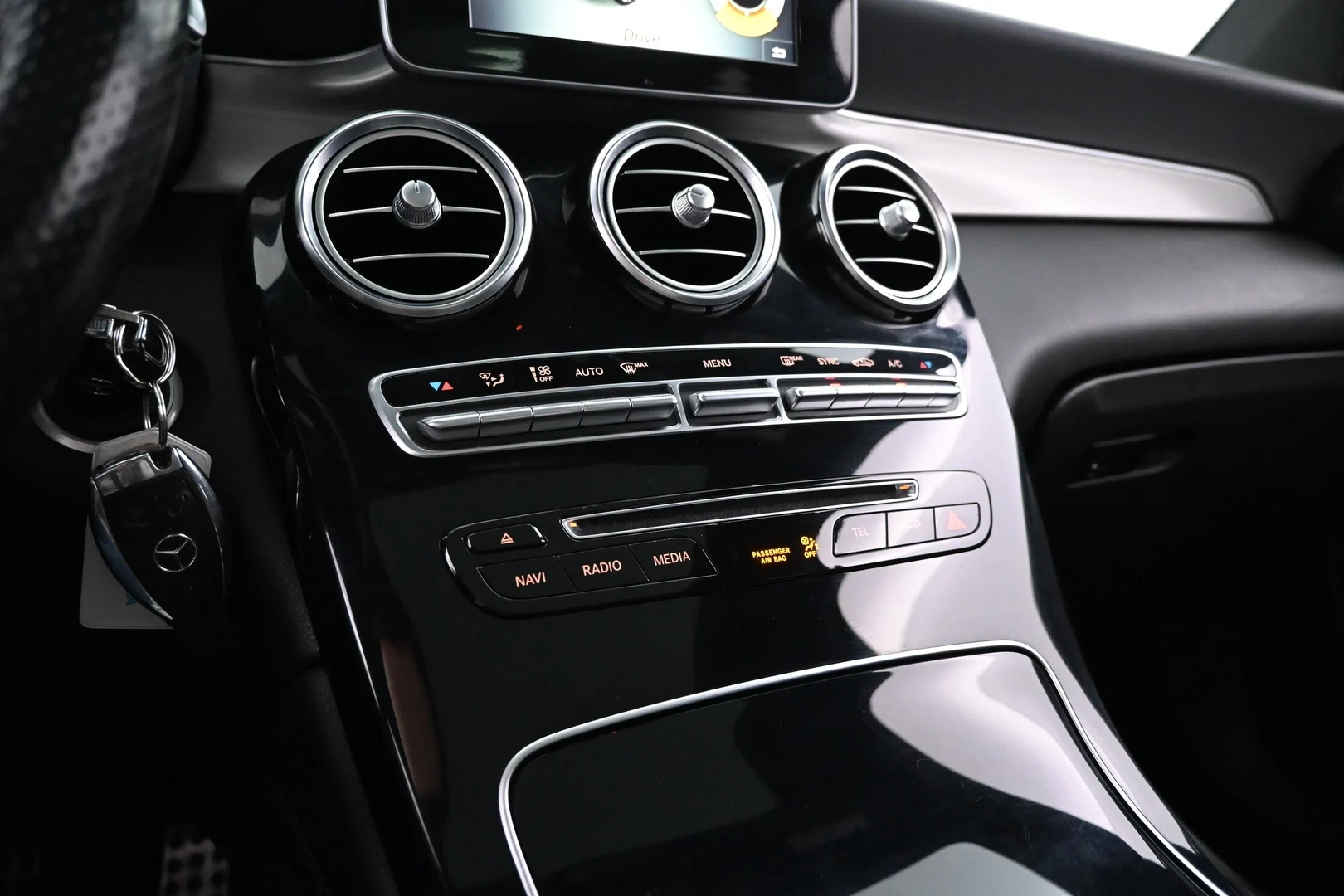 Car Image - 798olKOOd0TSMsV3ETmRTd