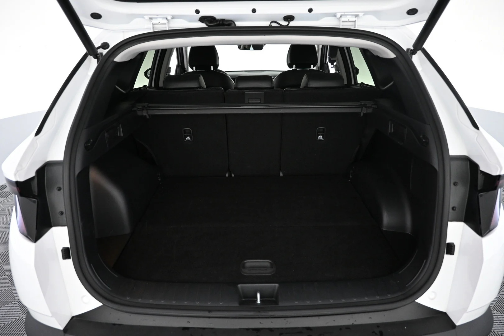 Car Image - wX2bSXeTbuqsNyJOjzAdz