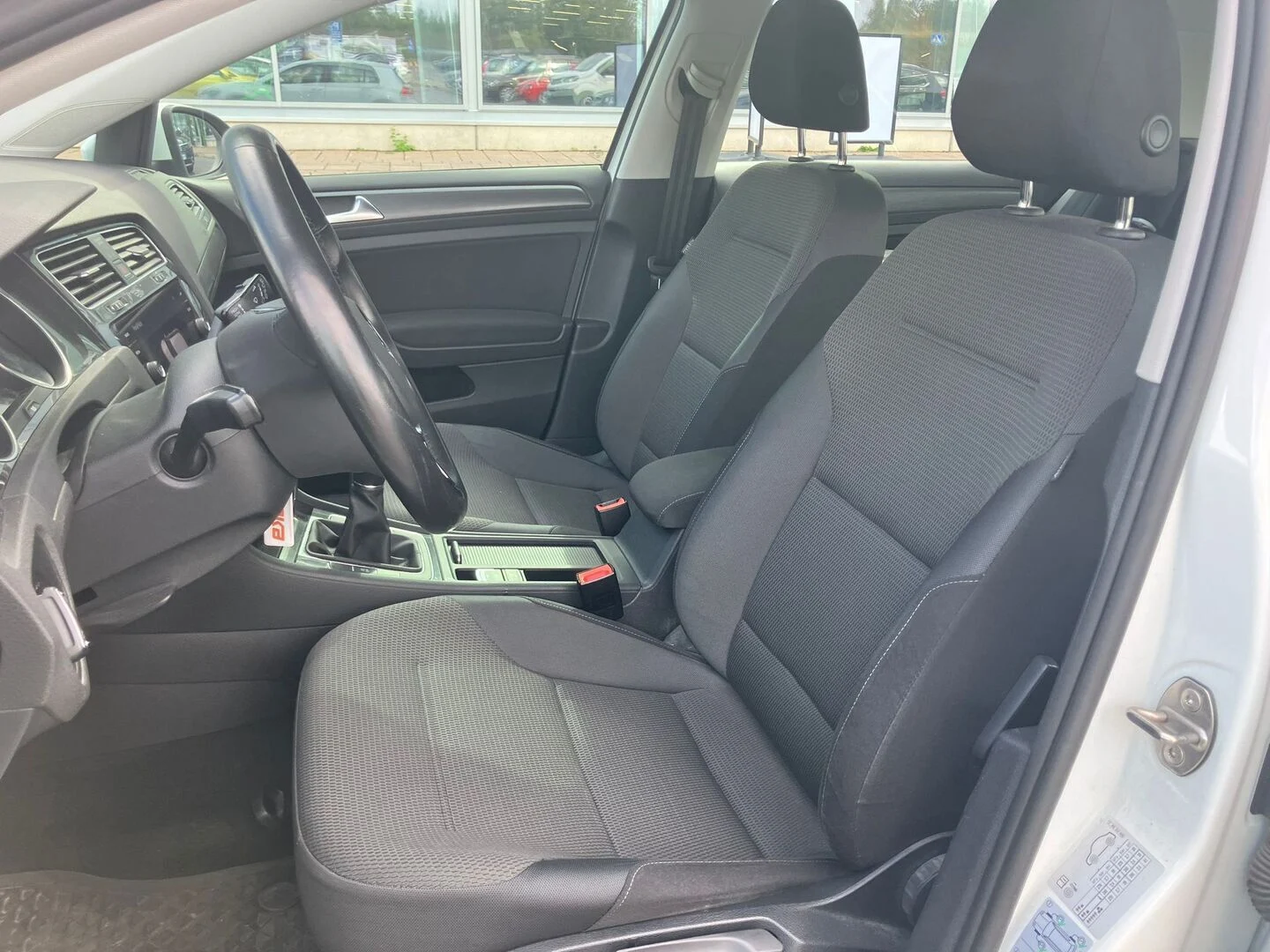 Car Image - 3RA9bmdW7s98Ks6K9aG9mZ