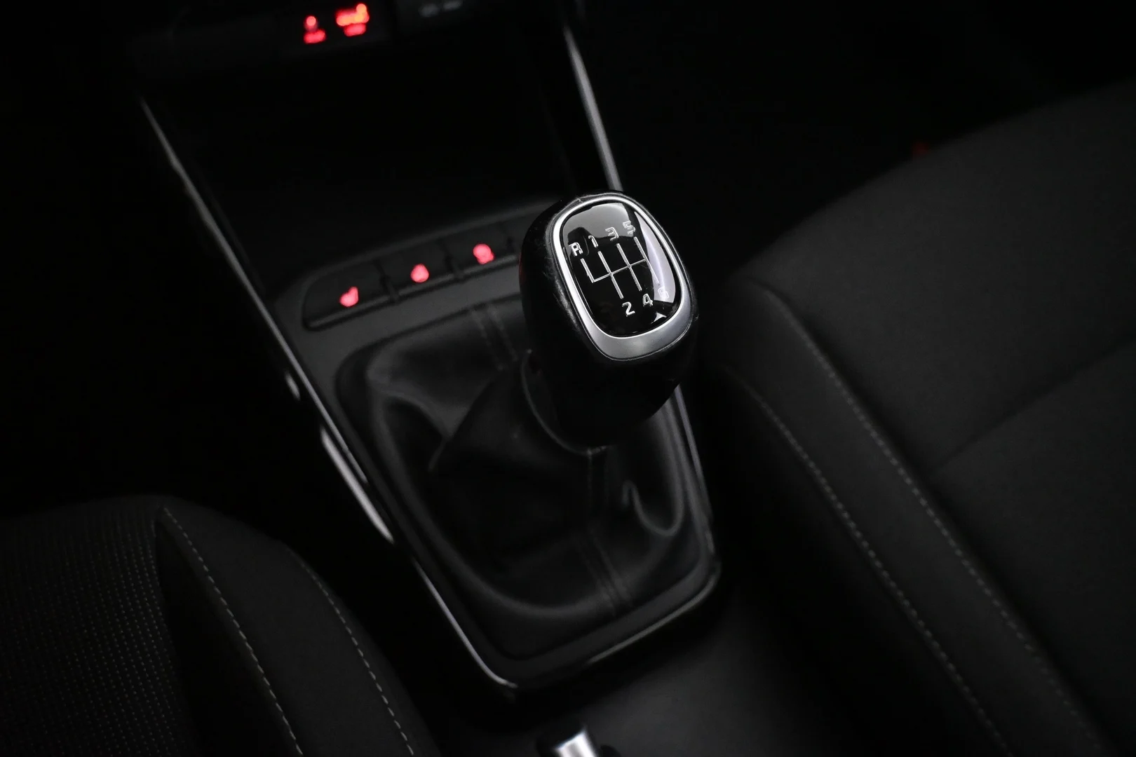Car Image - 4oys6ahptyR1iaku3eb27A