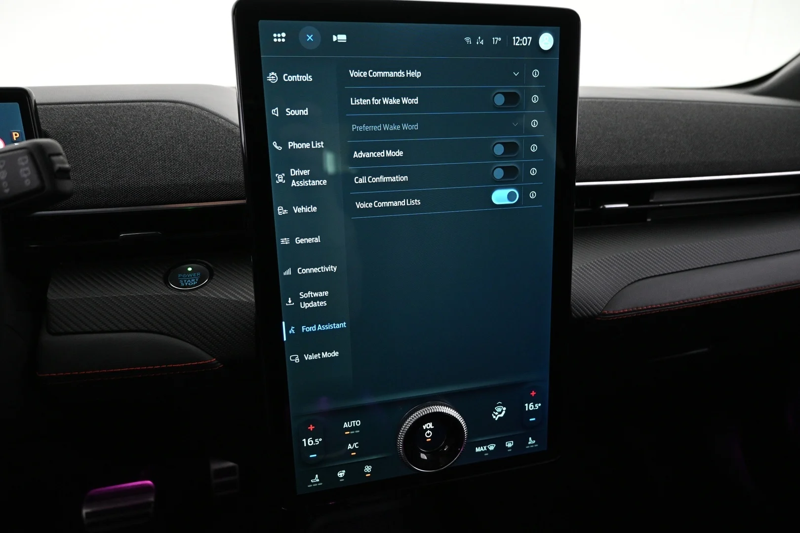 Car Image - 5PbwcrcFGJYB8HZouxb8PT