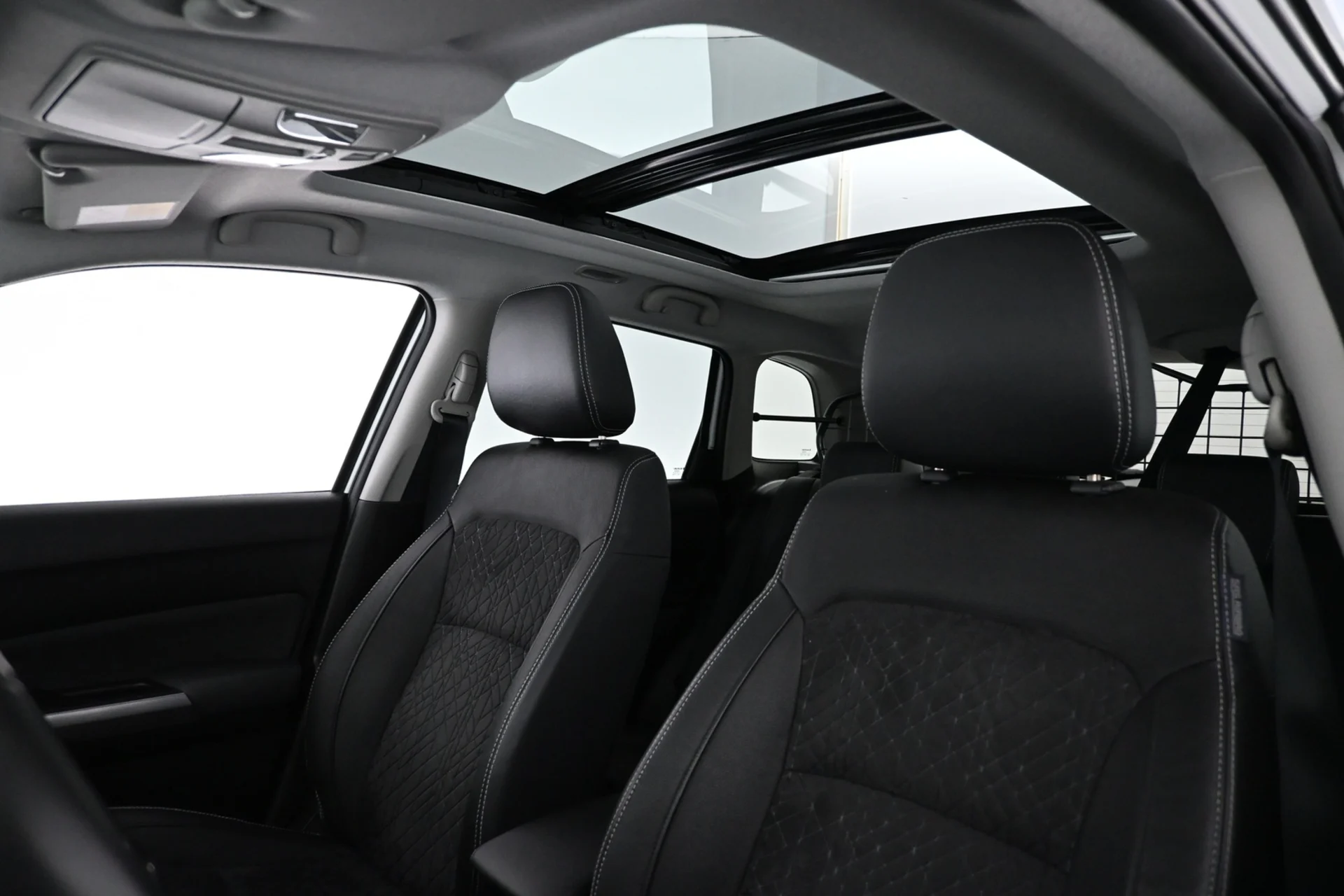 Car Image - 36Tnu4t9waHkZziGFEPBYq