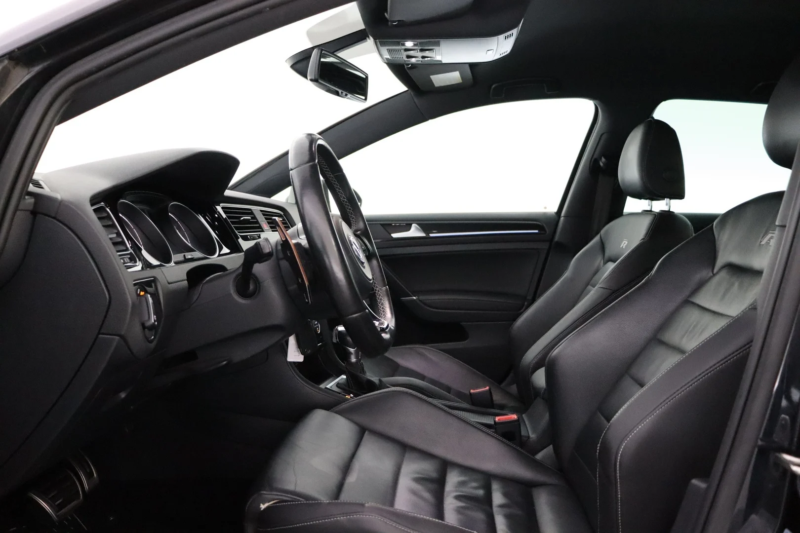 Car Image - 7rO2EUPQ96cofTIb2d6TEb