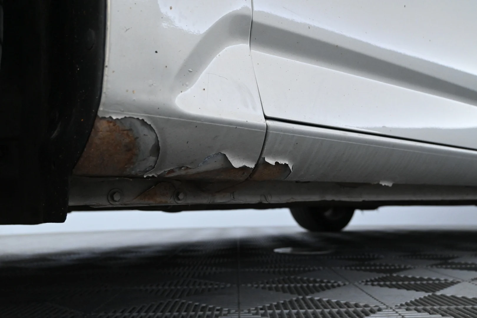 Car Image - 0x85hz1vqkFdM4ani8uyI