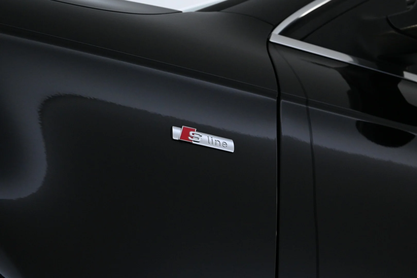 Car Image - 2WuYUUxFfh4GFkjy81bYw2