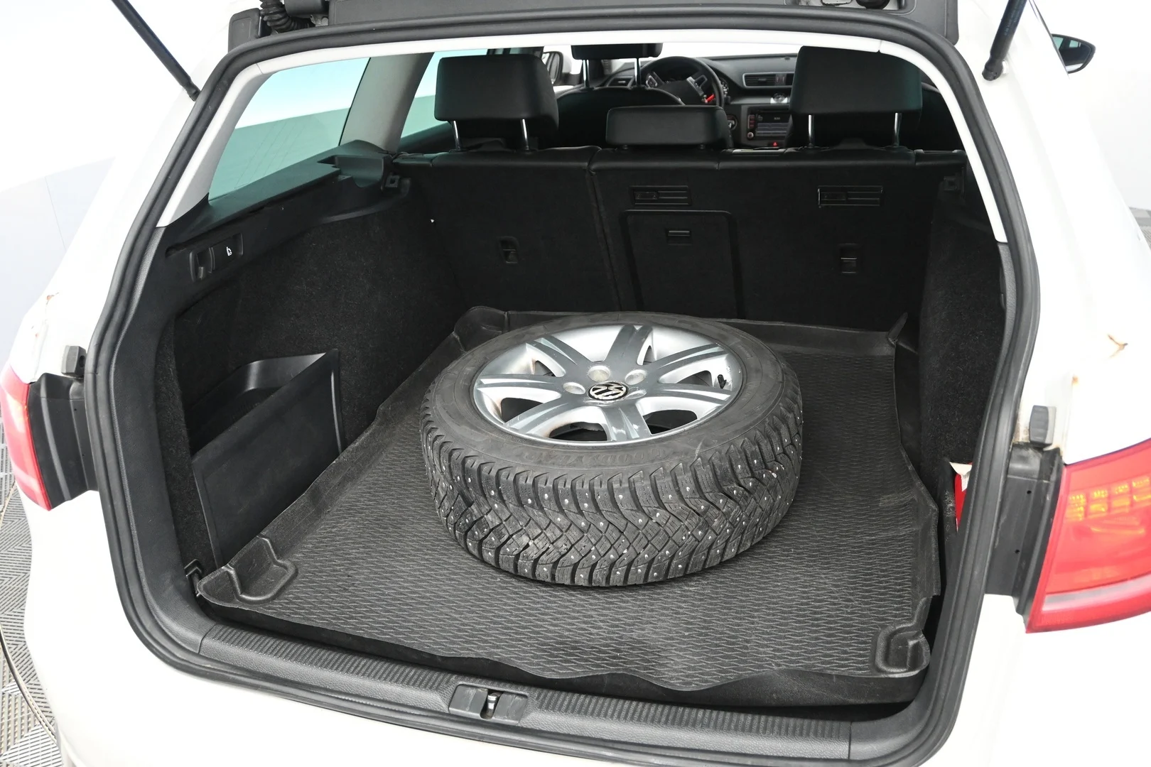 Car Image - 6YbFdtkka7xZQjqUfyGSqe
