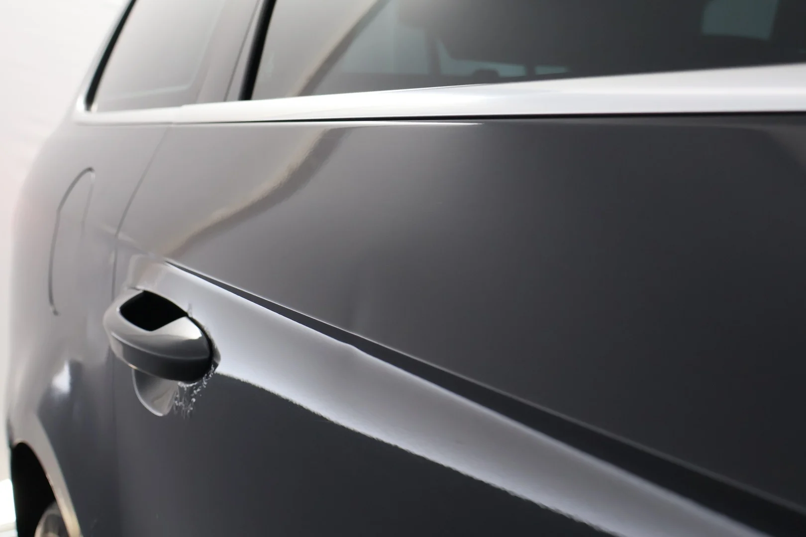 Car Image - 3NnKYC4DM78dYbcJEPJLlU