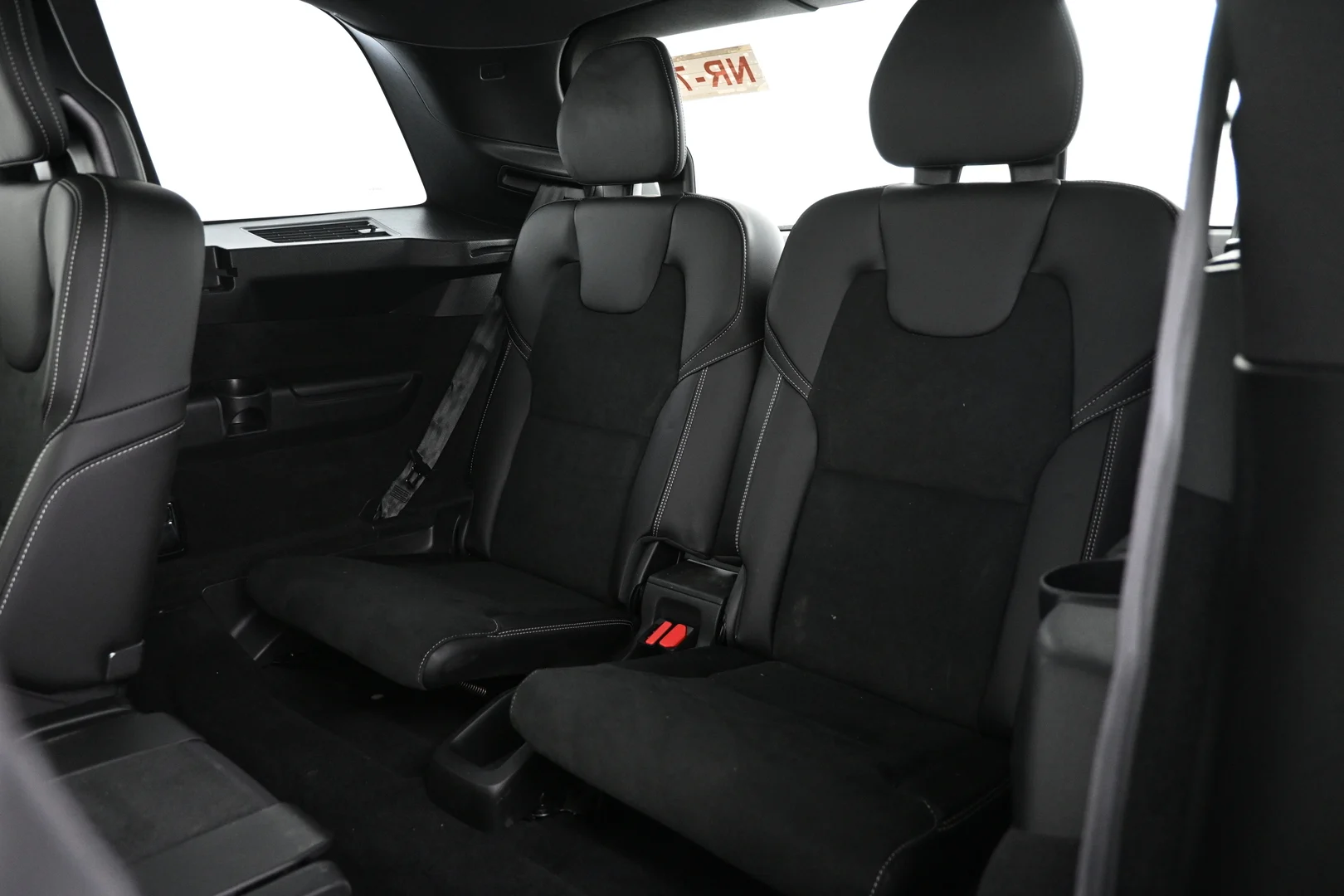 Car Image - 7B9VynScUTWYIRBb1A3TlI