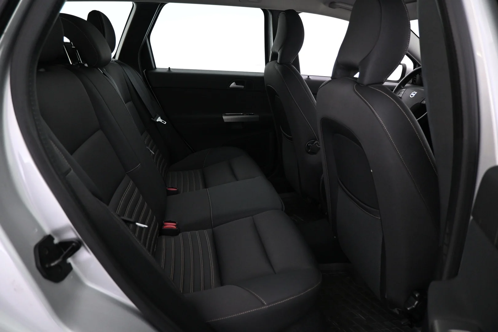 Car Image - 3Hre3A1CLUN0gT5bxVb8kf