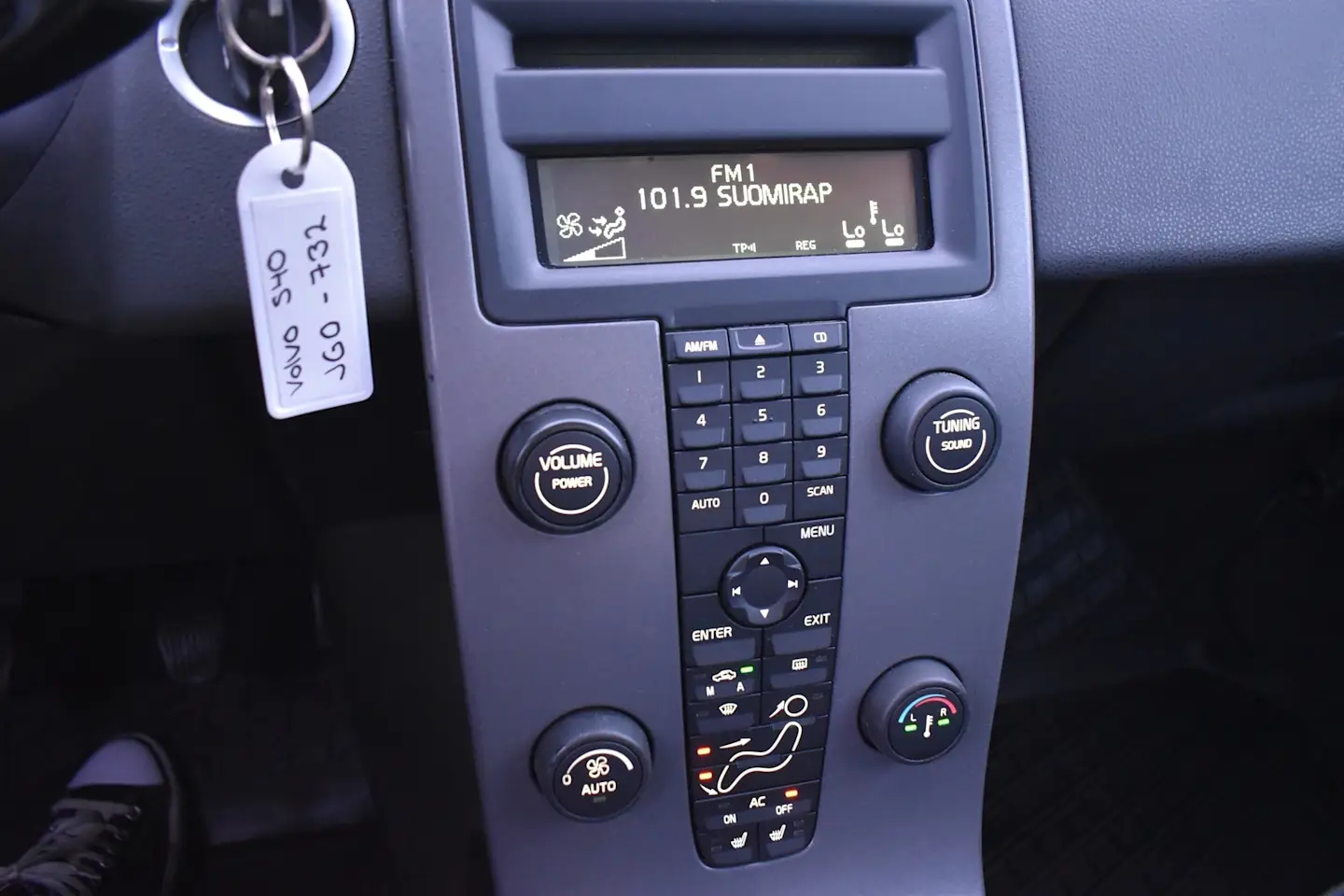 Car Image - l26cw1Ixj35FJpzJZbwkL