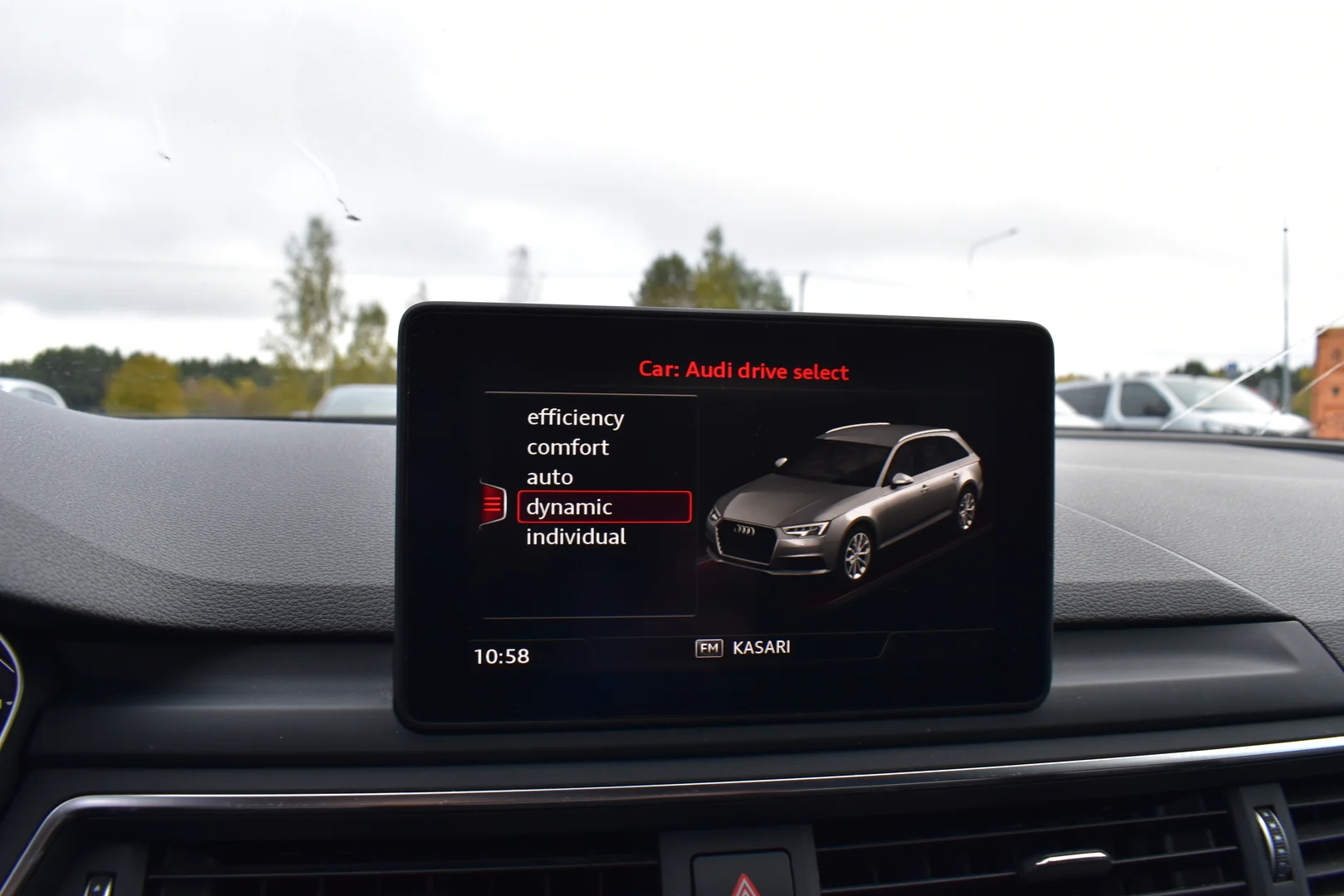 Car Image - 7AgXfXHWIxNjwsflAo7Shj