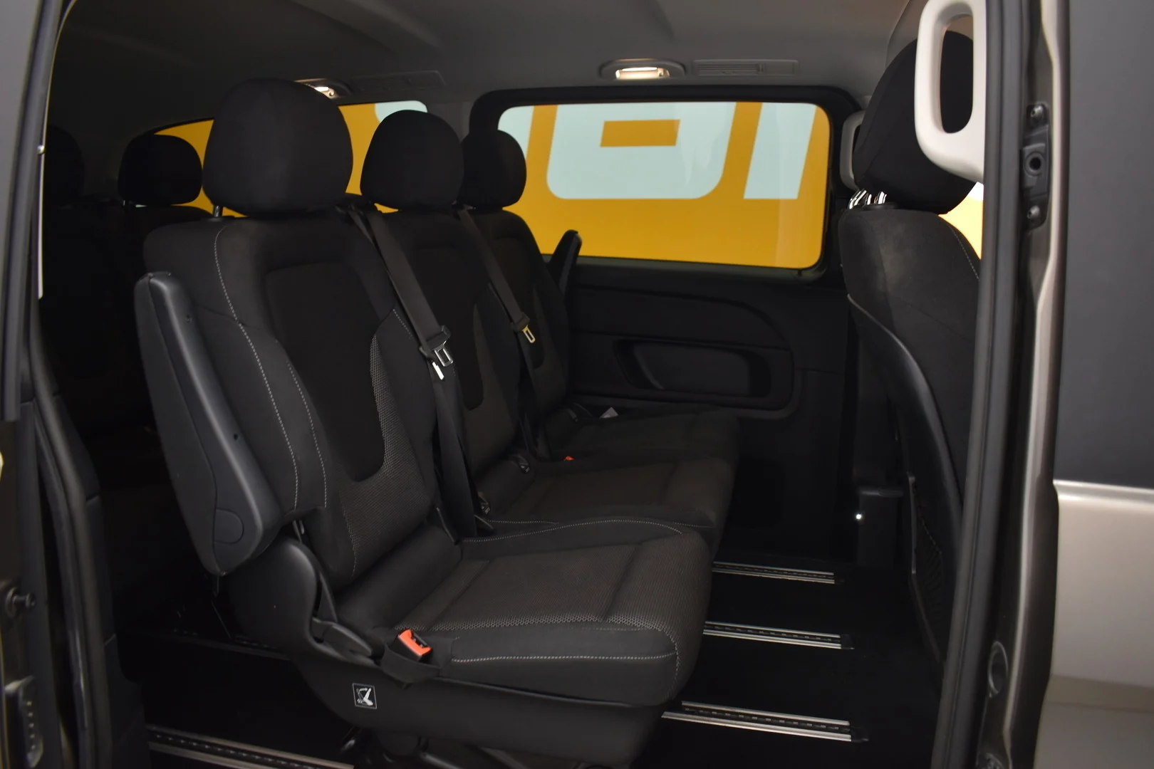 Car Image - 7ajoYLlsLtB4FRJjb9Vmpa