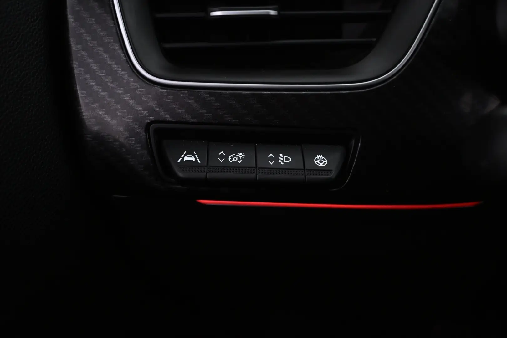 Car Image - 5NQ5oqYTrISs5LLIft1oOW