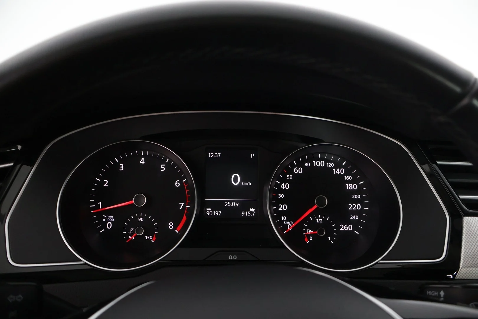 Car Image - 4nzwQsHx9X7l8ZrJFCklr8