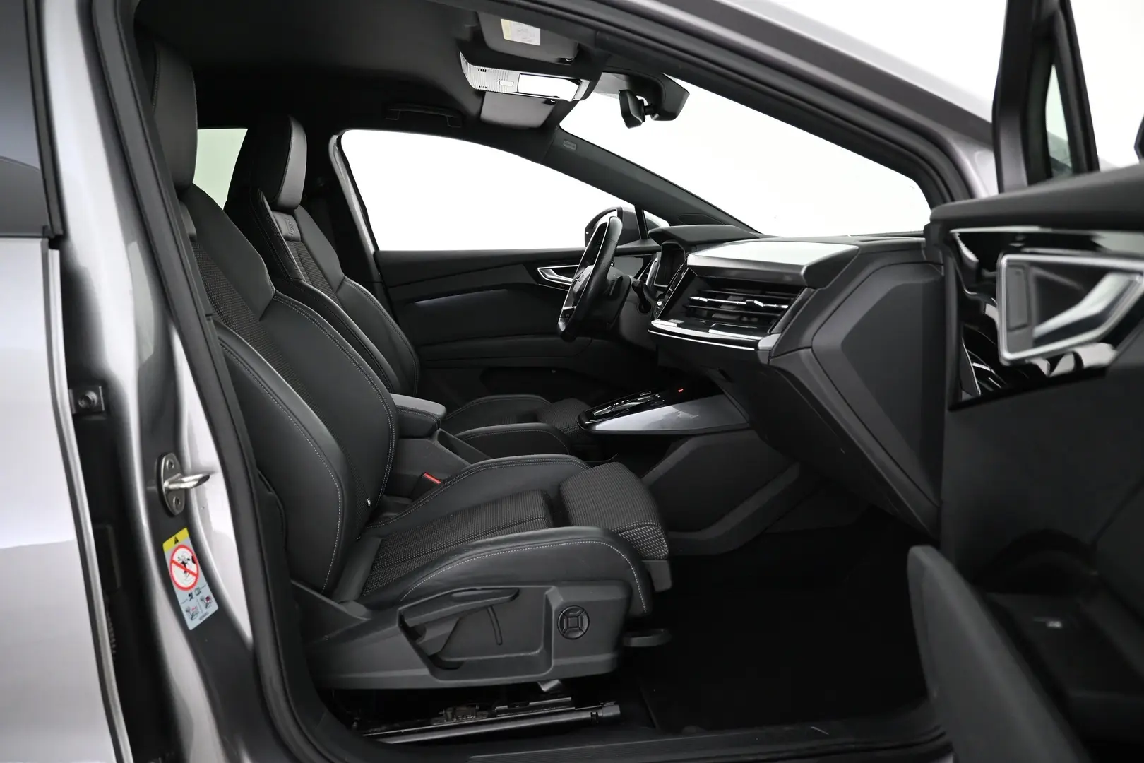 Car Image - 1GLse4388ENsElFpa0vNQH