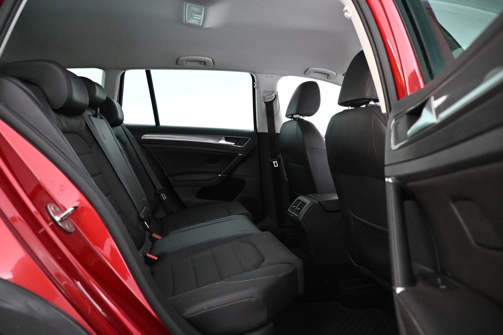 Car Image - 4Uw6xPPvVYV6X9UCALYO6L