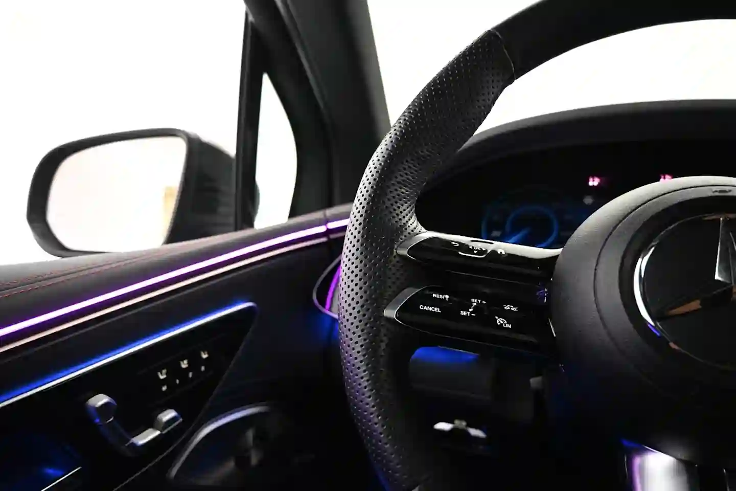 Car Image - 3bbWkwIgd8craSUlstdBlH