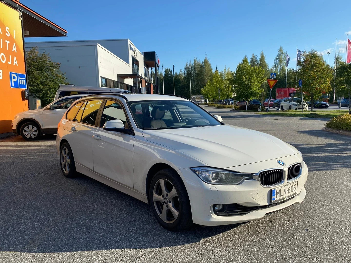 Car Image - 2oUmv9CcviNy1KNcd9nVd7