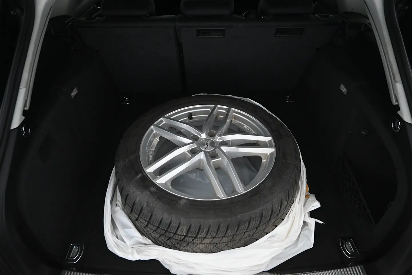 Car Image - 1L66KOP3y31RUiTT5dLeIj