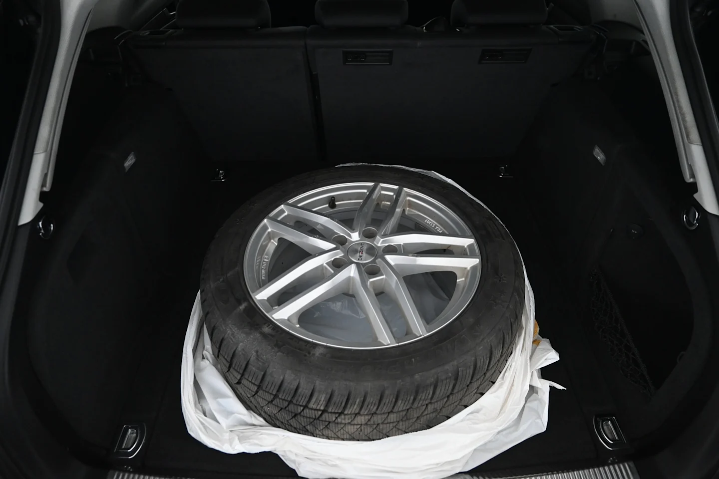 Car Image - 1L66KOP3y31RUiTT5dLeIj