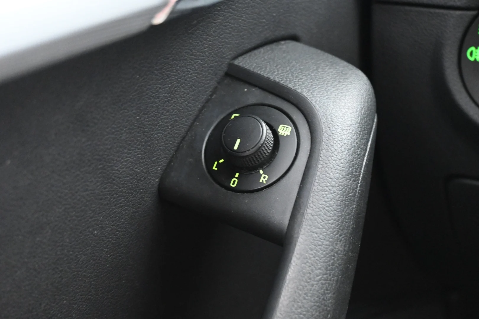 Car Image - 6uP9j8PVpmDpYNYIxBjsod