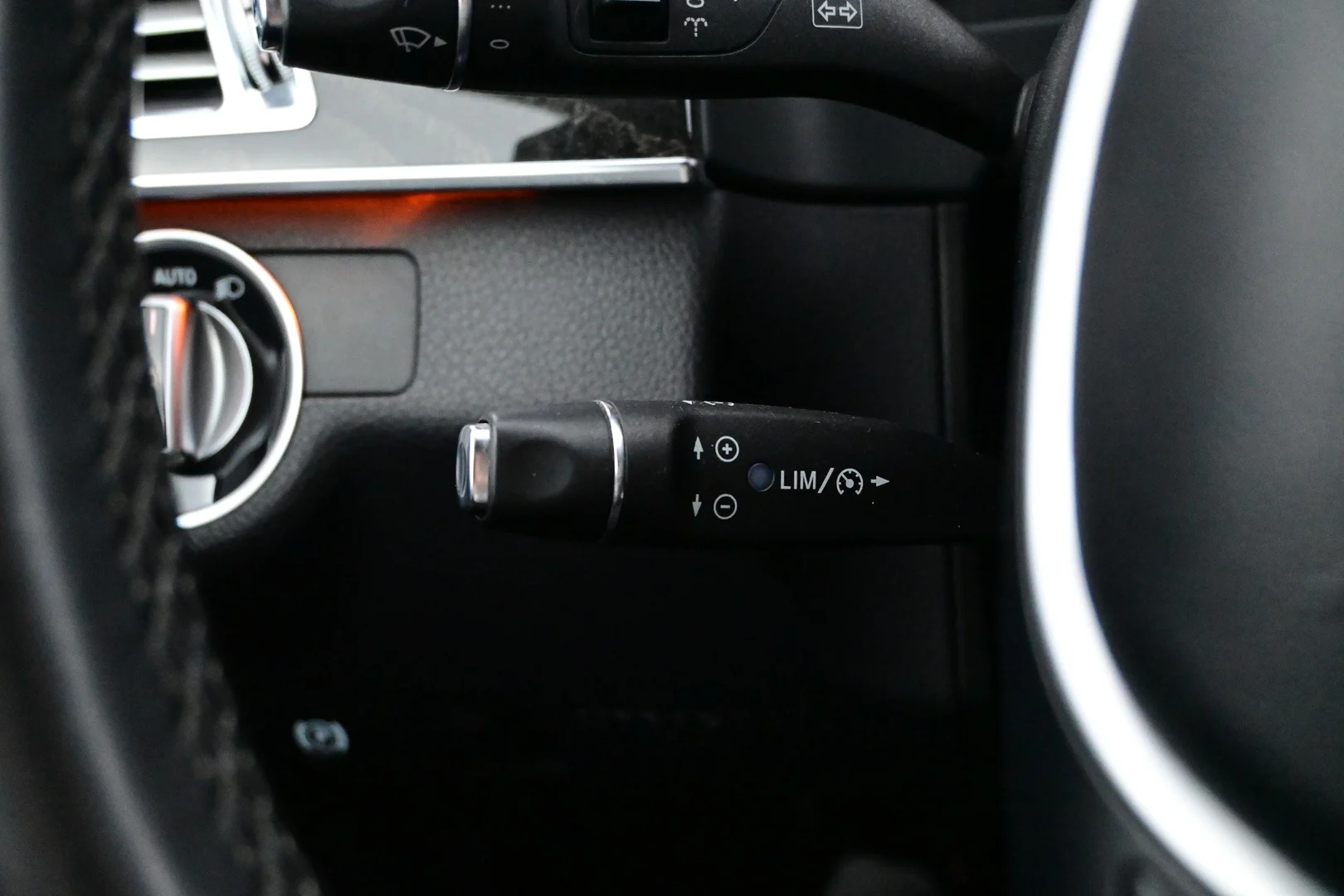 Car Image - 781cZX4Tl1mrHLtlcZ7Eg0