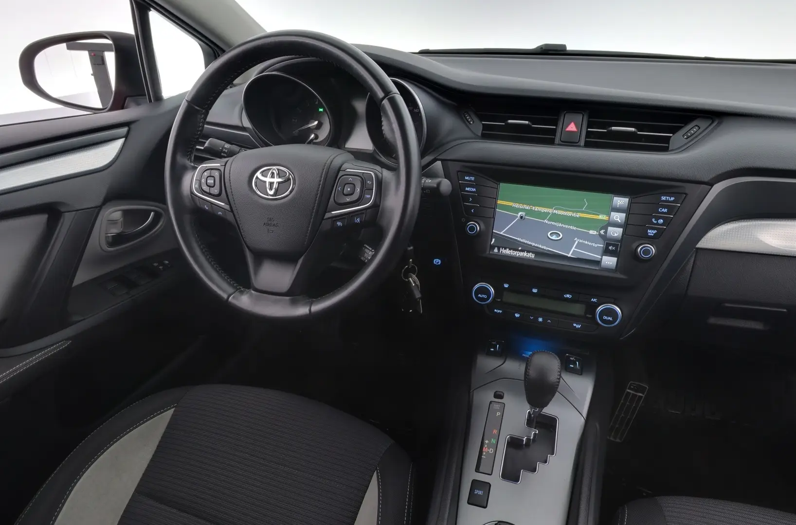 Car Image - 7lLarOU7lfWnGhADxIdasq