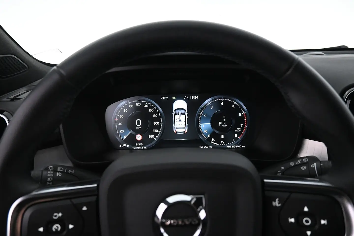 Car Image - 5YCv7FjDnjiBcrq1b8e15k