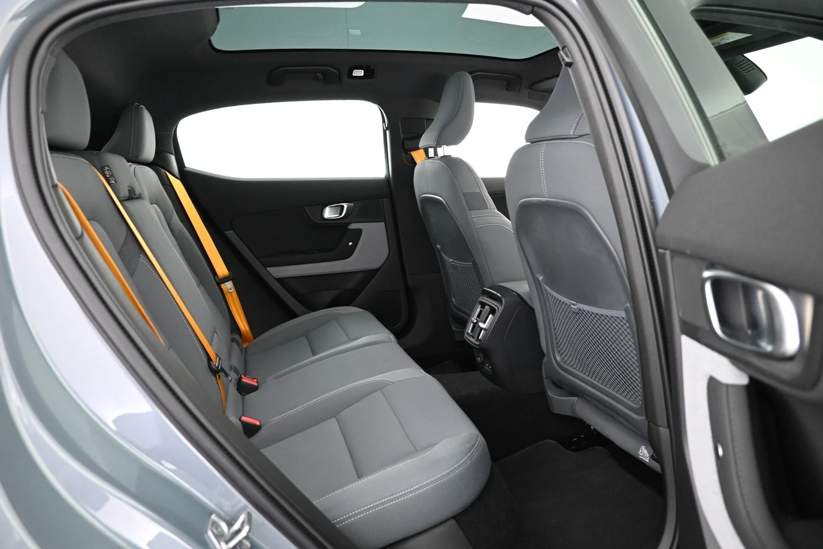 Car Image - IOUalGuZ8Gi34EUyOWxGq
