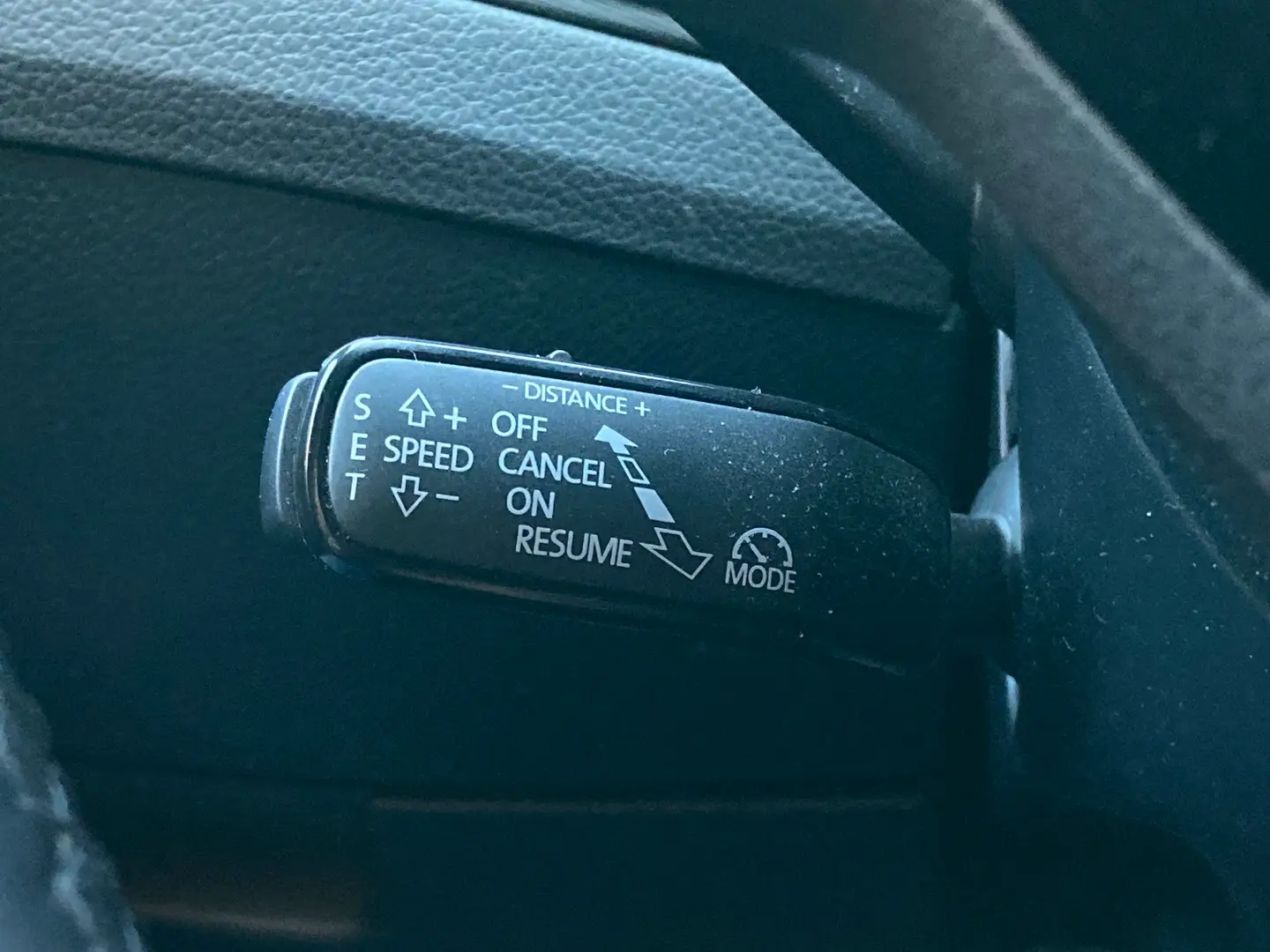Car Image - 10NYLuMF3T2dVnSkDqeNfB