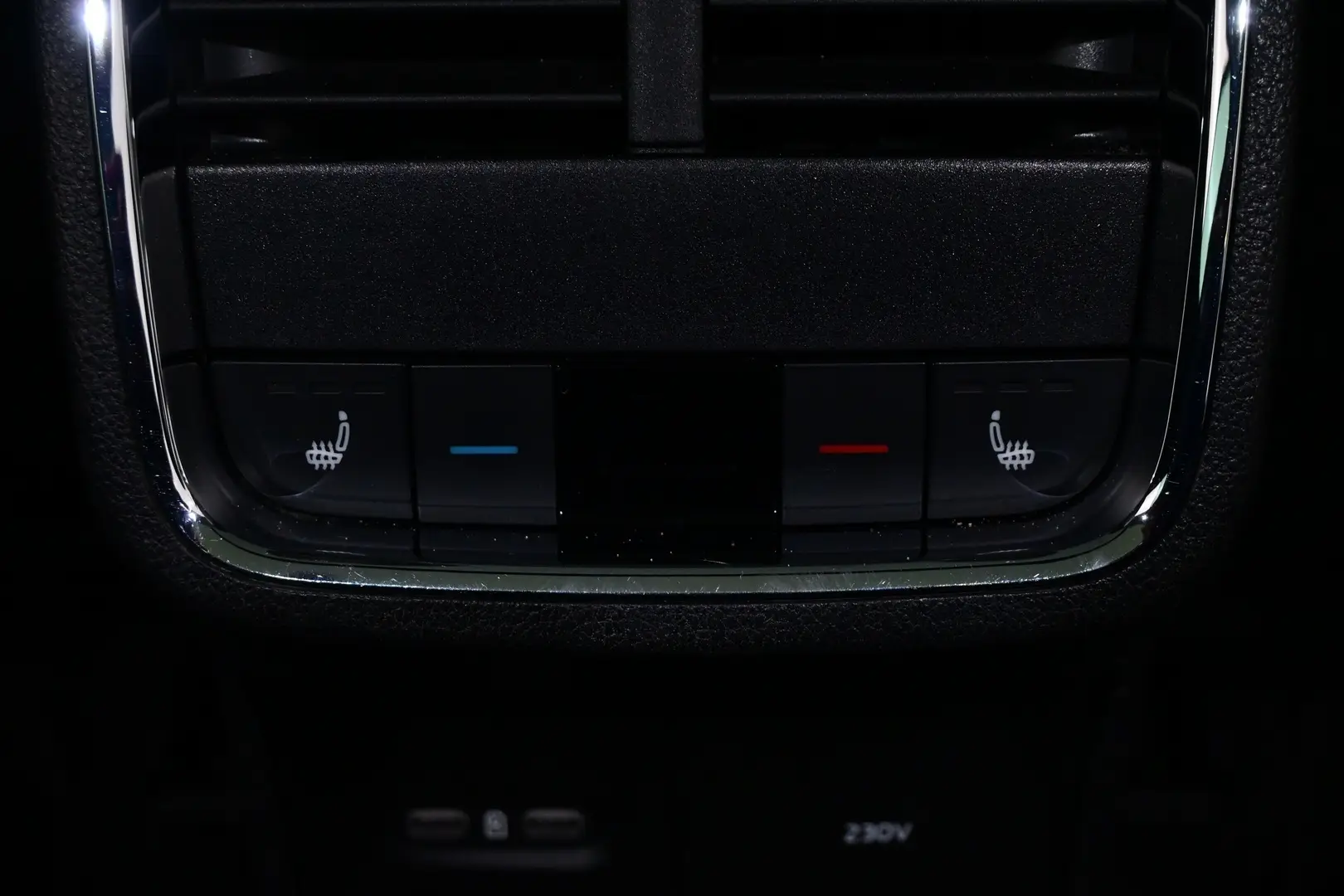 Car Image - 3Pv3eAf7zdrrwhhk27njfv