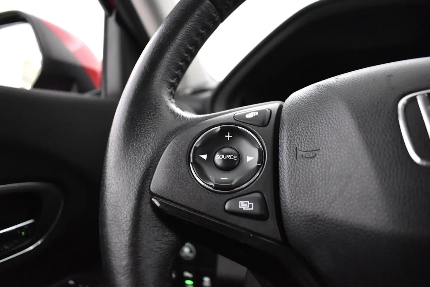 Car Image - BDXrs5uYe7bCfHqBzxIsj